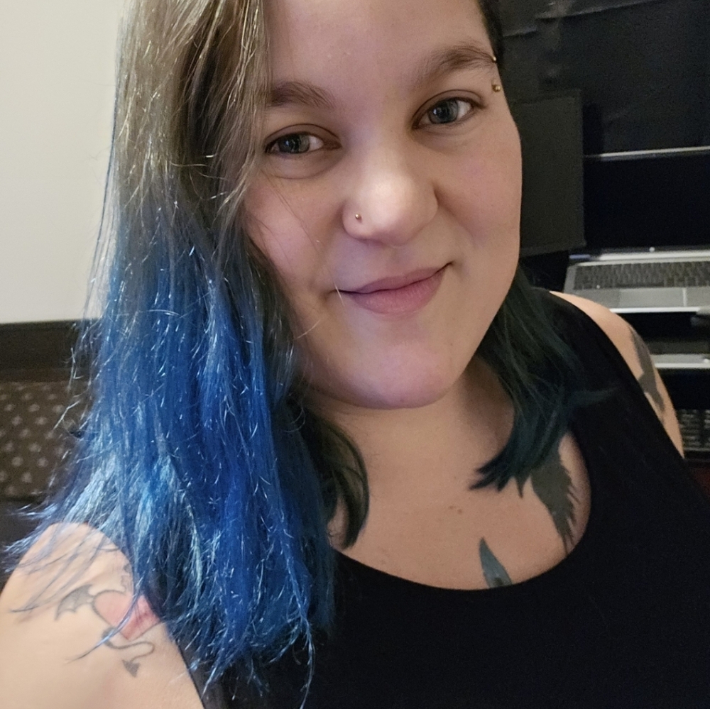 Meet your Posher, Elizabeth